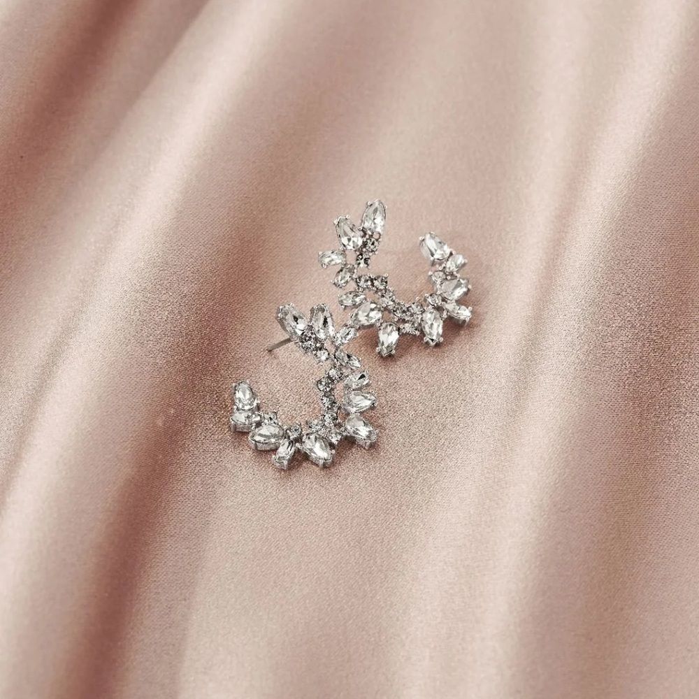 Olive + Piper Lupe crescent studs